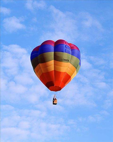  土耳其最浪漫的事情，来一次热气球旅行吧